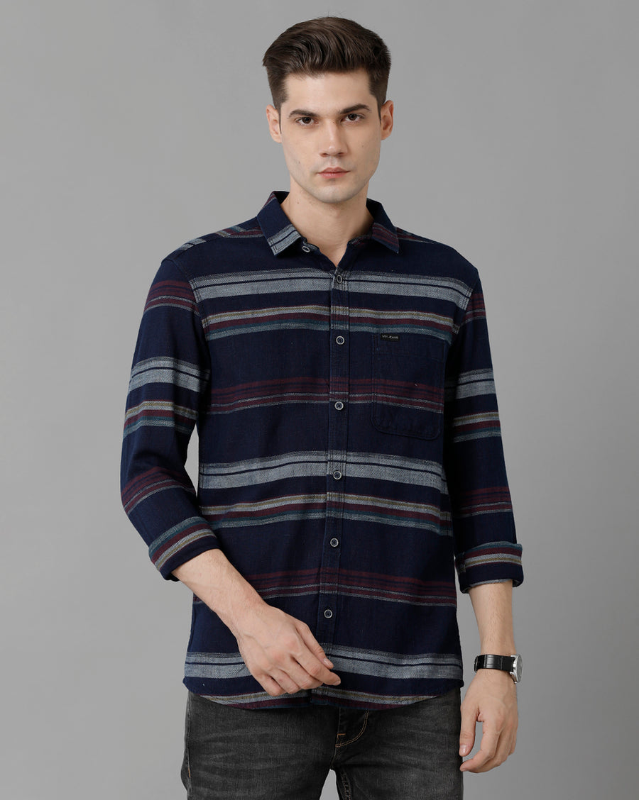 Men Checked Slim Fit Casual Shirt
