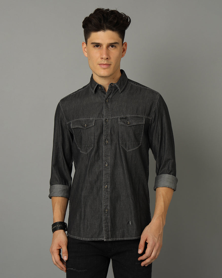 Men Solid Slim Fit Casual Denim Shirt