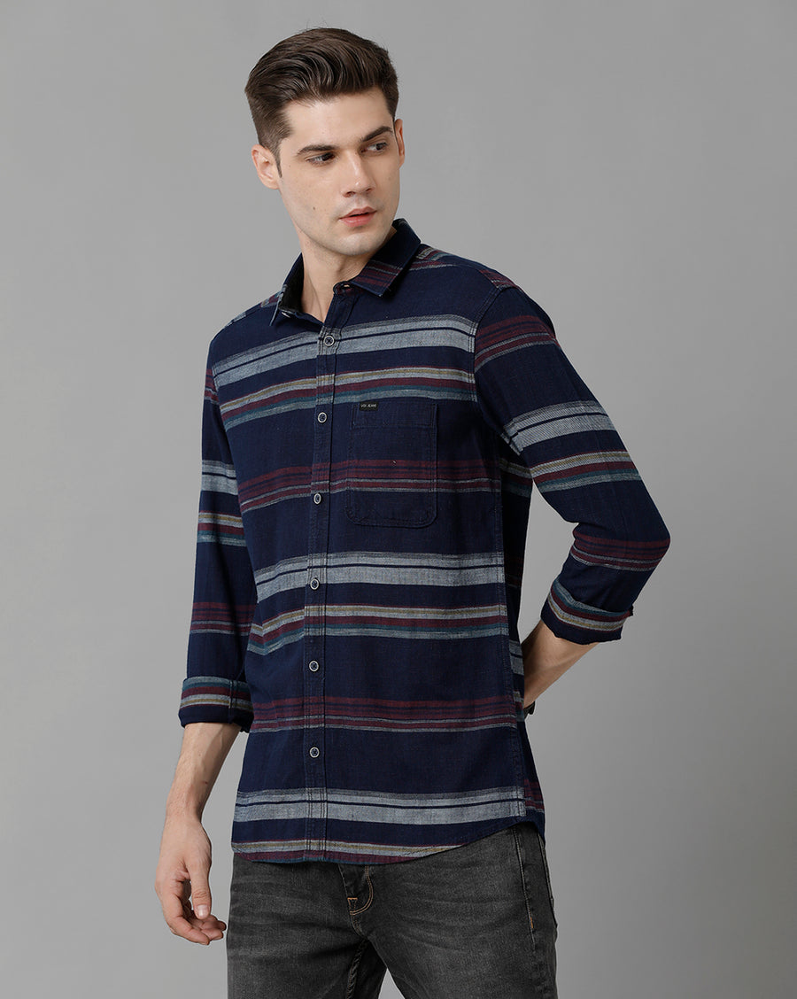 Men Checked Slim Fit Casual Shirt