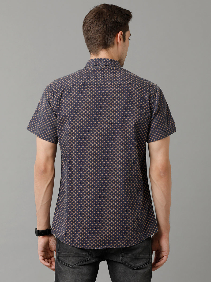 Spread Collar Geometric Printed Slim Fit Opaque Cotton Casual Shirt