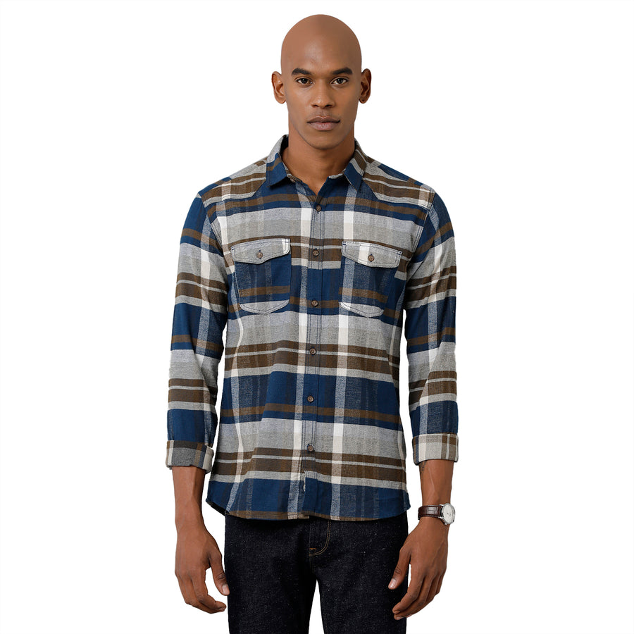 Men Checked Slim Fit Casual Shirt