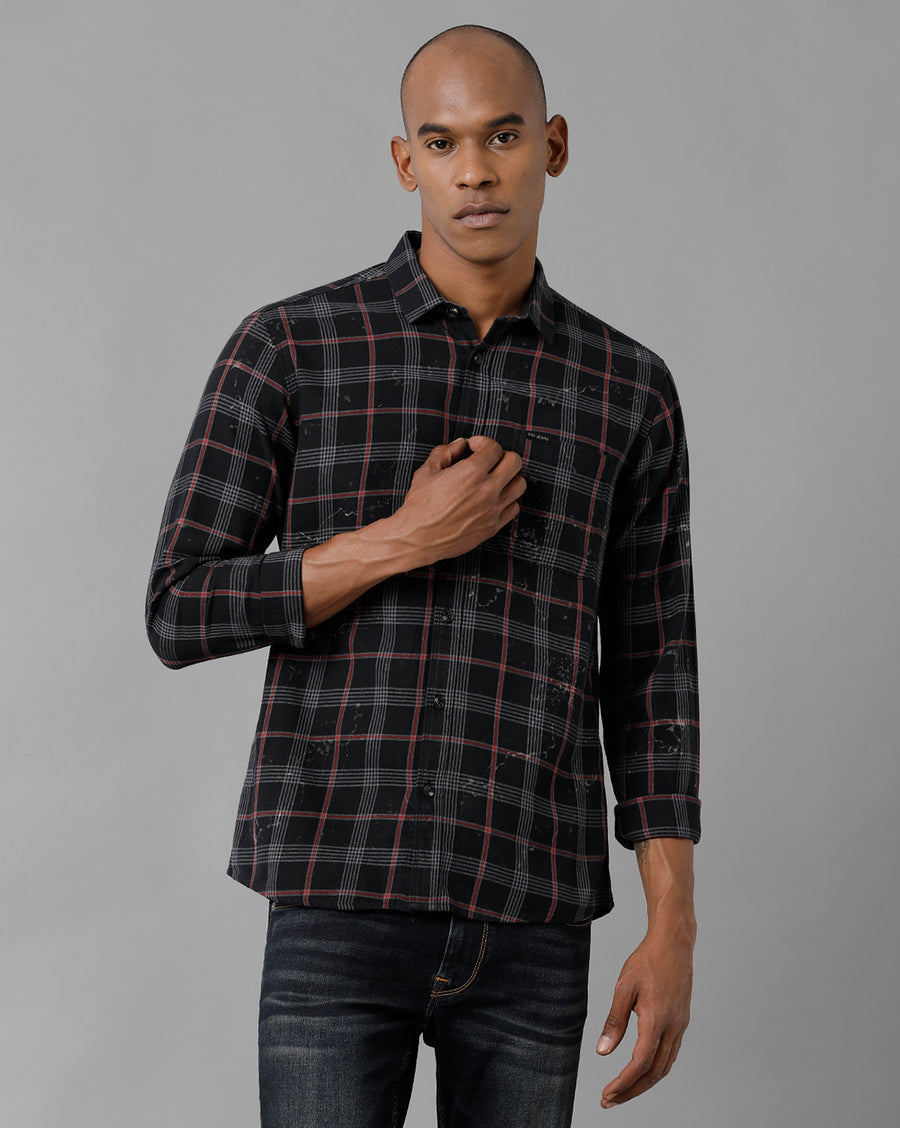 Men Checked Slim Fit Casual Shirt