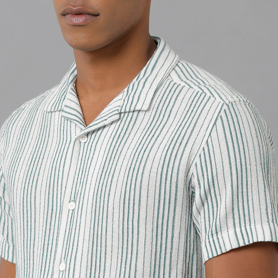 Vertical Striped Spread Collar Pure Cotton Slim Fit Casual Shirt