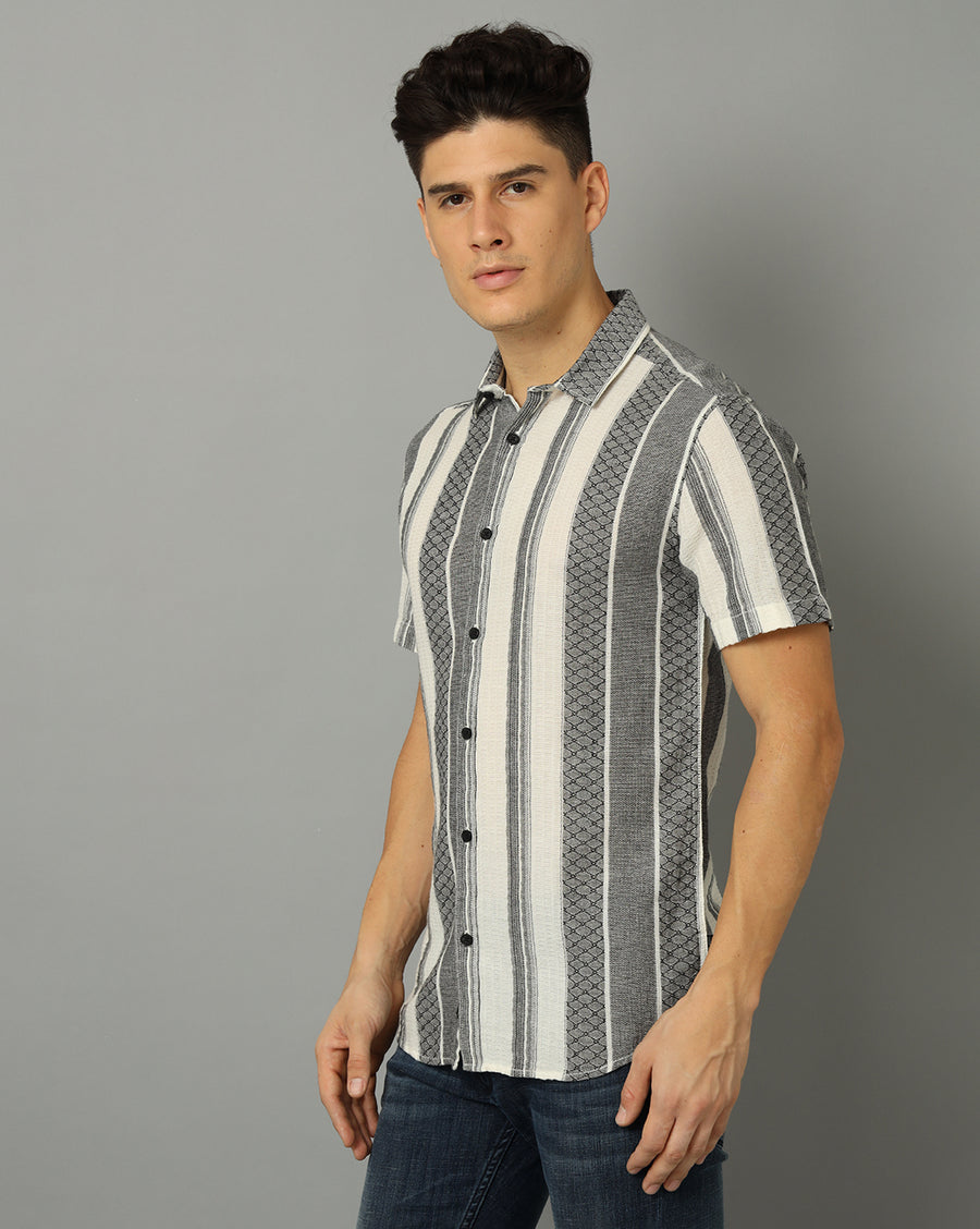 Men Striped Slim Fit Casual Shirt