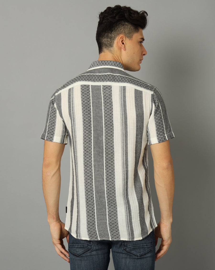 Men Striped Slim Fit Casual Shirt