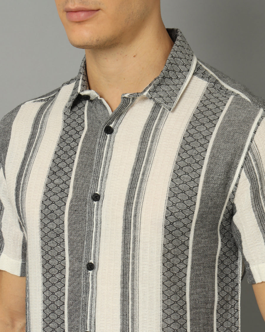 Men Striped Slim Fit Casual Shirt