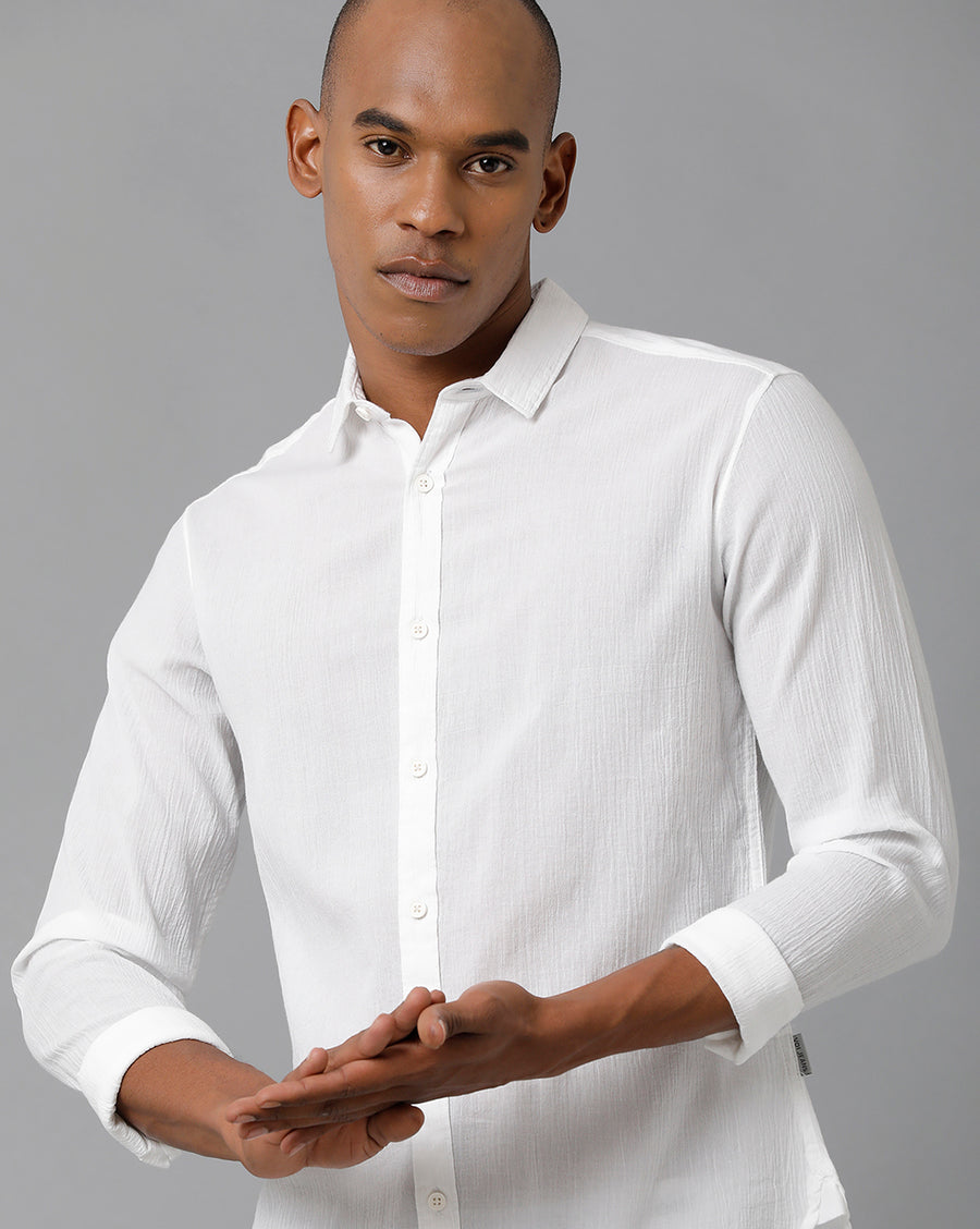 Men Solid Slim Fit Casual Shirt