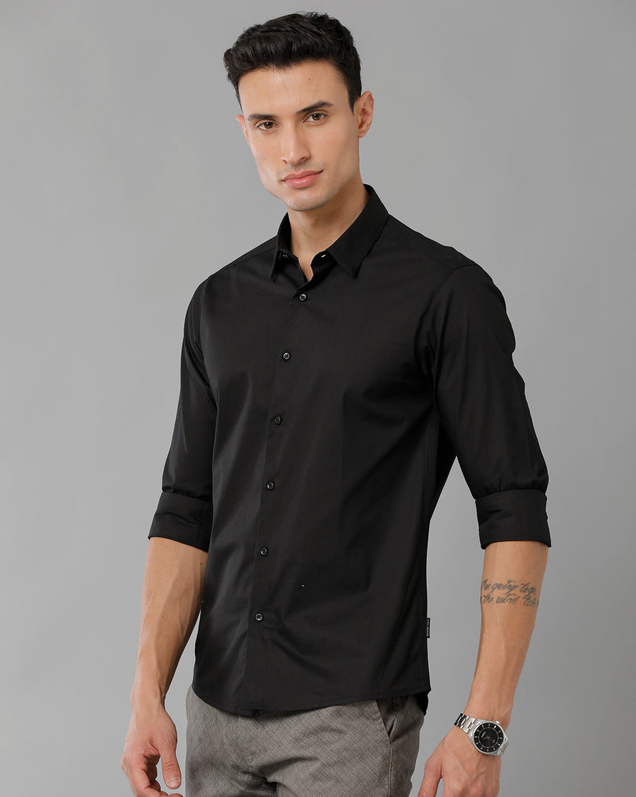 Men Solid Slim Fit Casual Shirt