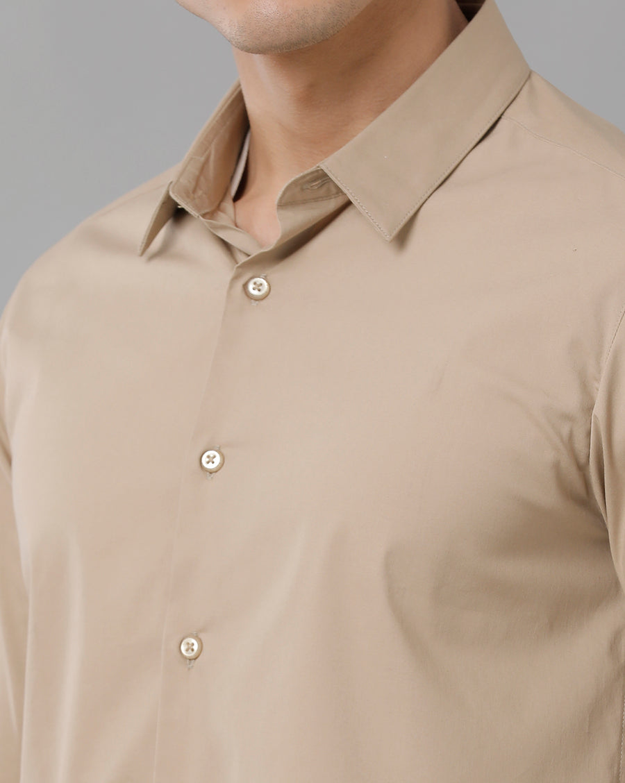 Men Solid Slim Fit Casual Shirt