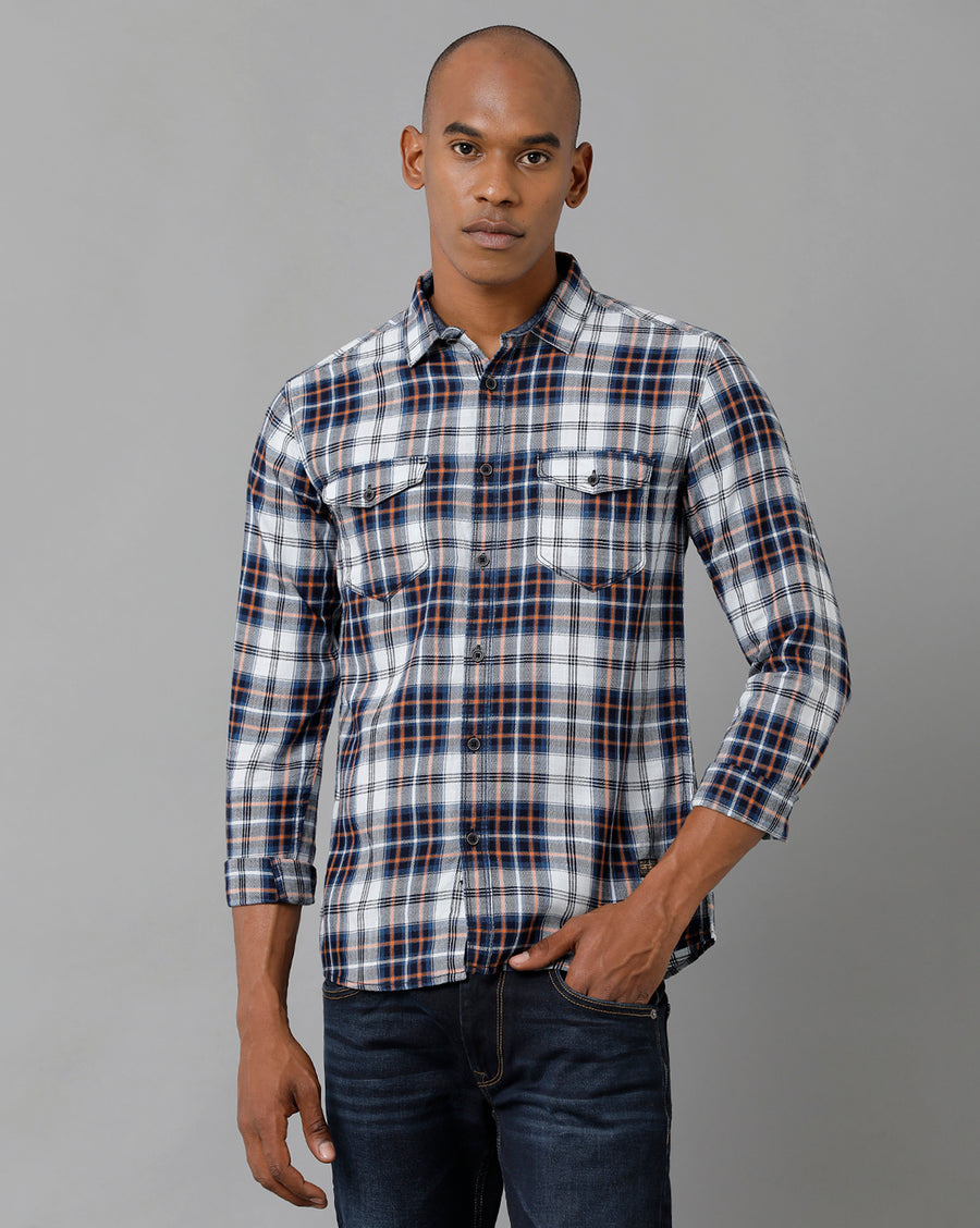 Men Checked Slim Fit Casual Shirt