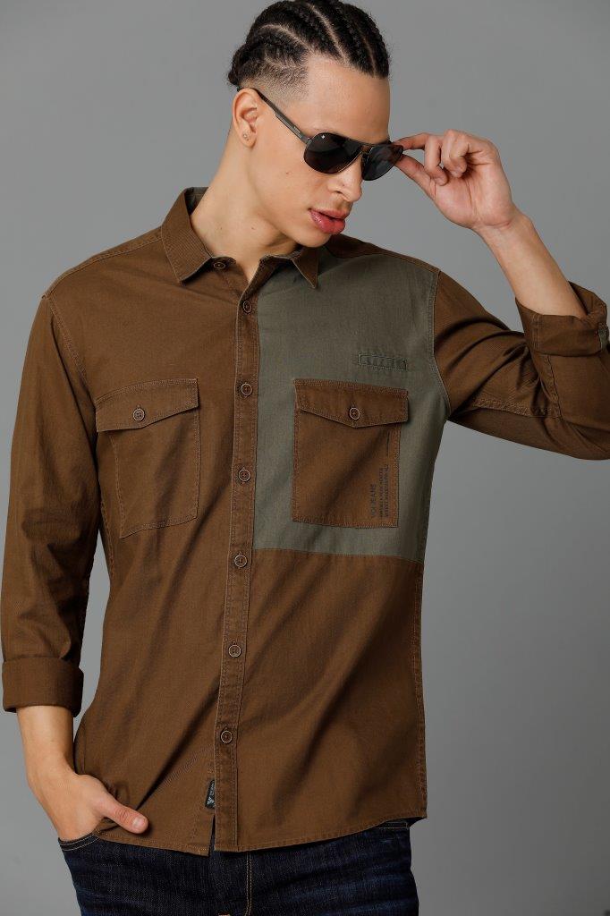 Men Solid Slim Fit Casual Shirt