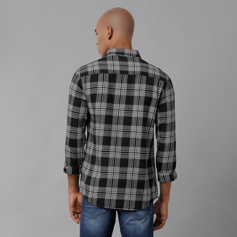 Men Checked Slim Fit Casual Shirt