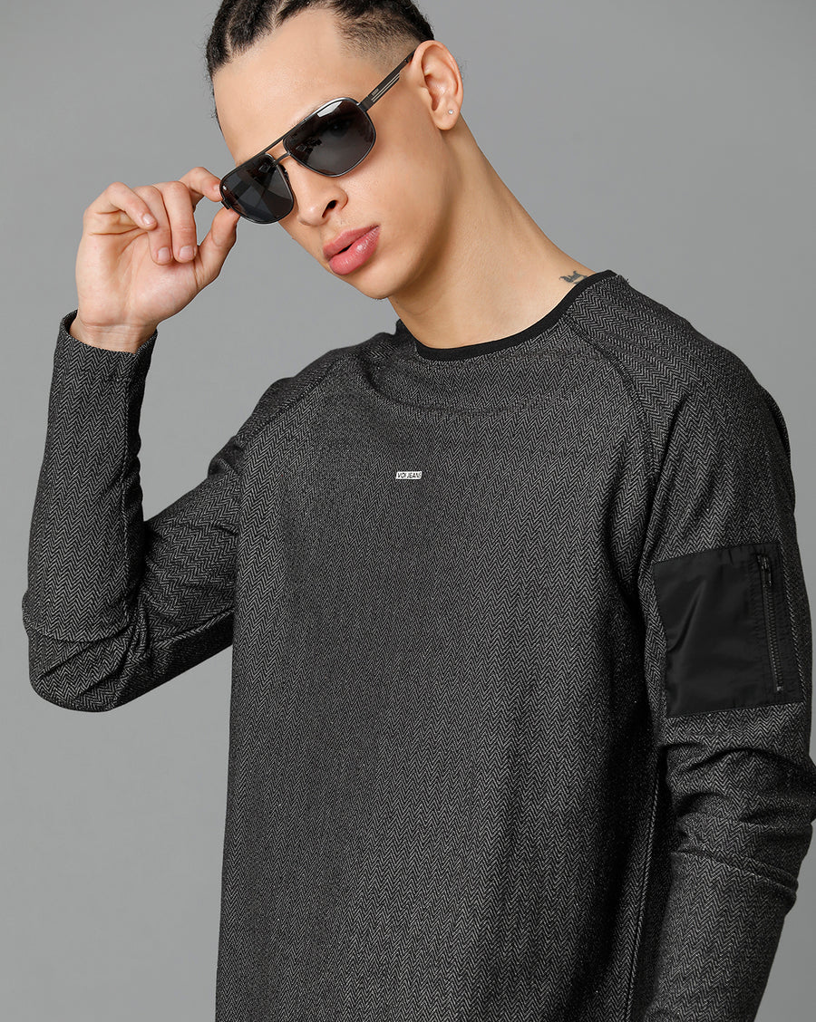 Men Solid Regular Fit Casual T-Shirt