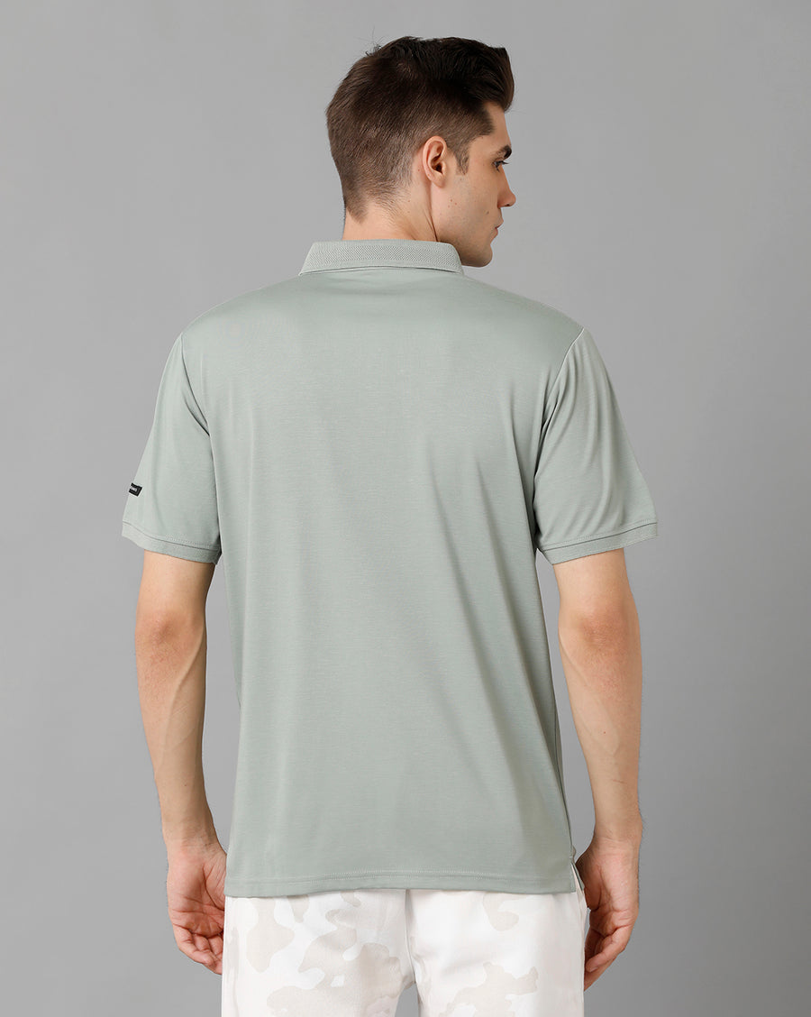 Men Solid Regular Fit Casual T-Shirt