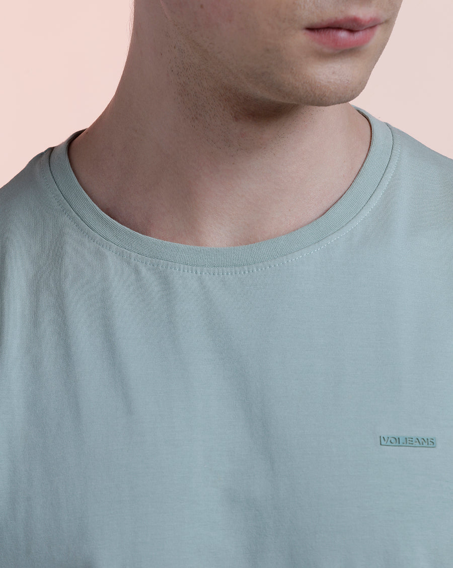 Men Solid Regular Fit Casual T-Shirt
