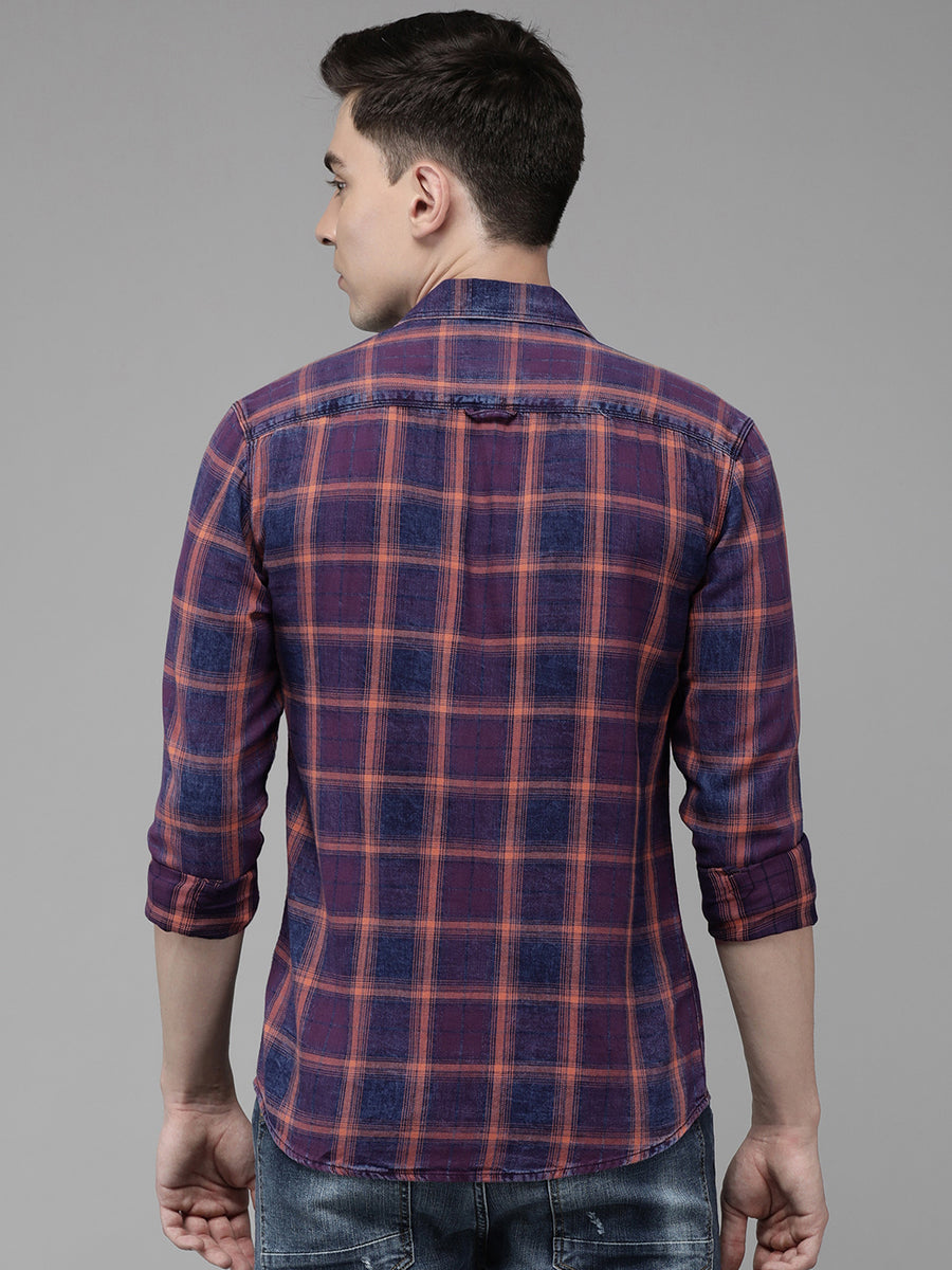 Men Checked Slim Fit Casual Shirt