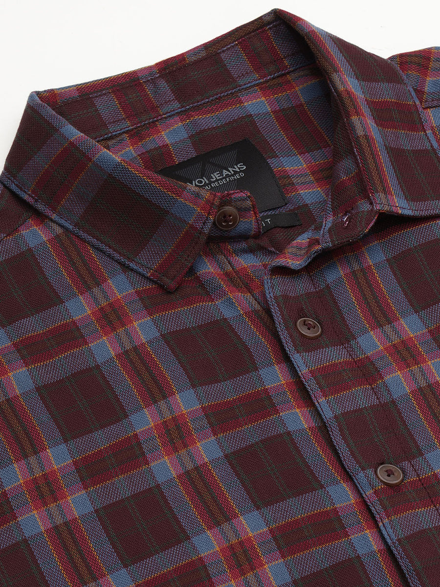 Men Checked Slim Fit Casual Shirt