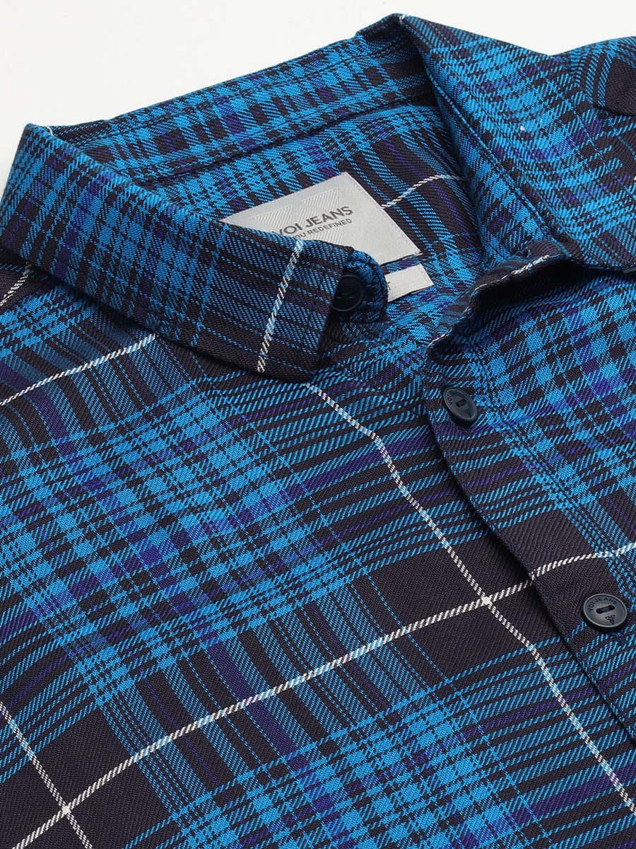 Men Checked Slim Fit Casual Shirt