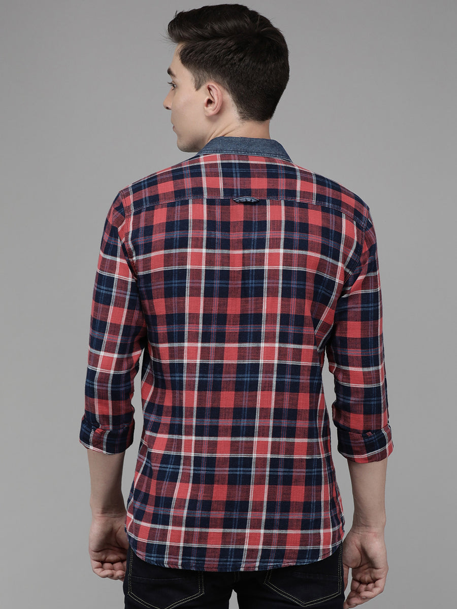 Men Checked Slim Fit Casual Shirt