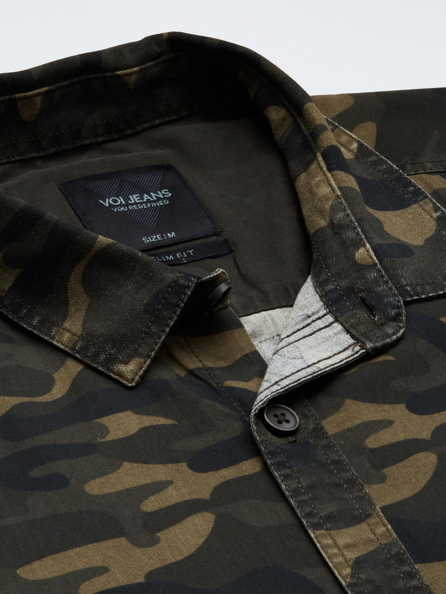 Men Printed Slim Fit Casual Shirt