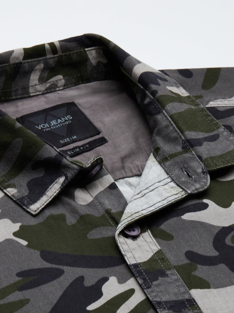 Men Printed Slim Fit Casual Shirt
