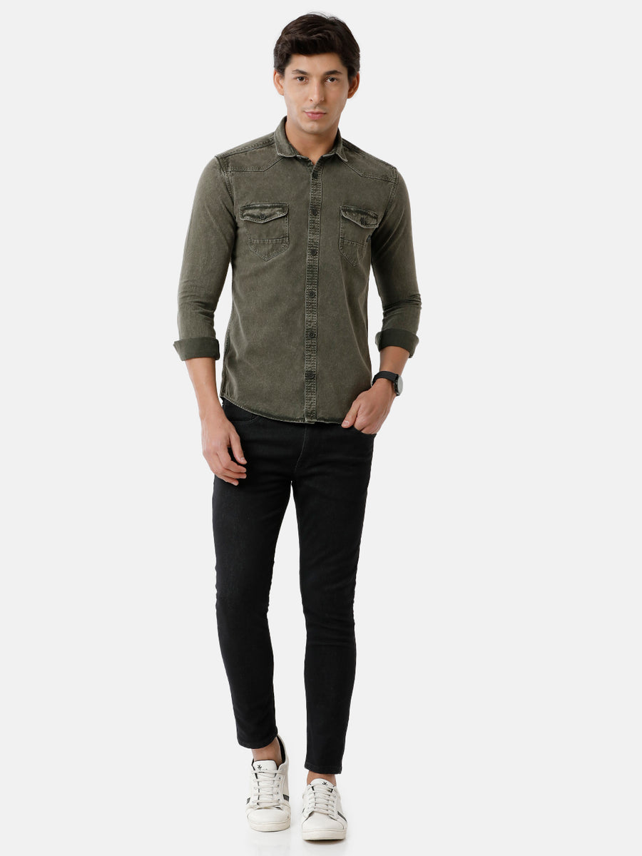 Men Solid Slim Fit Casual Shirt