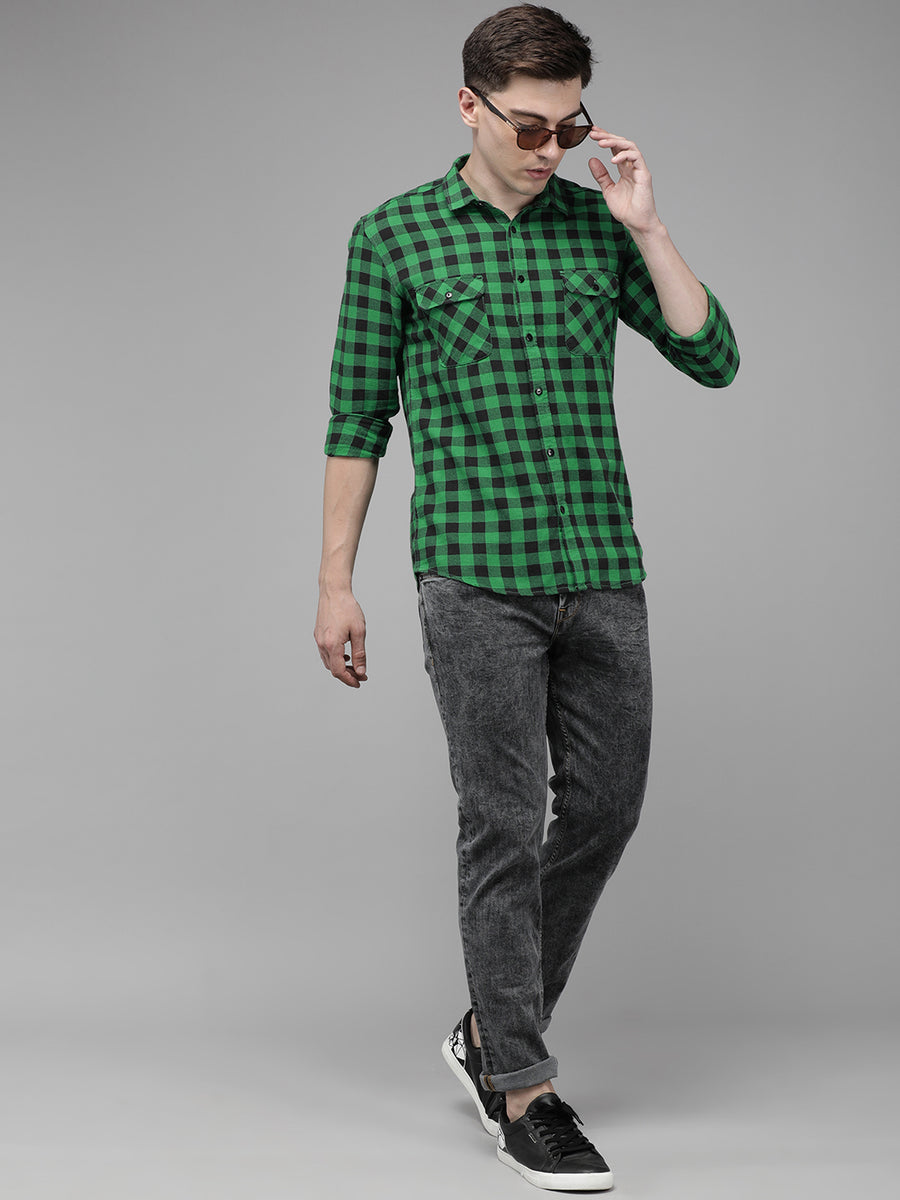 Men Checked Slim Fit Casual Shirt