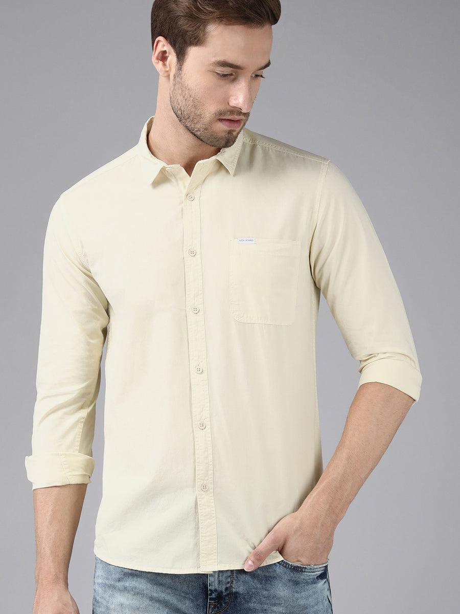 Men Solid Slim Fit Casual Shirt
