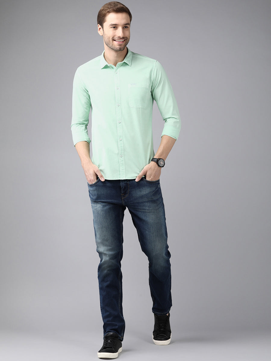 Men Solid Slim Fit Casual Shirt