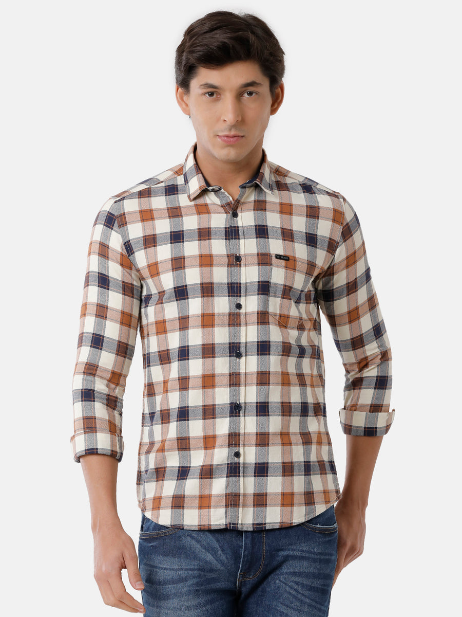 Men Checked Slim Fit Casual Shirt