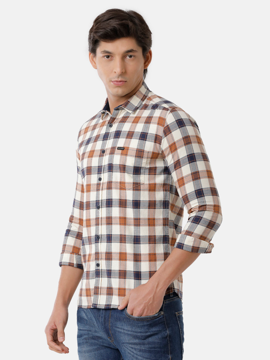 Men Checked Slim Fit Casual Shirt