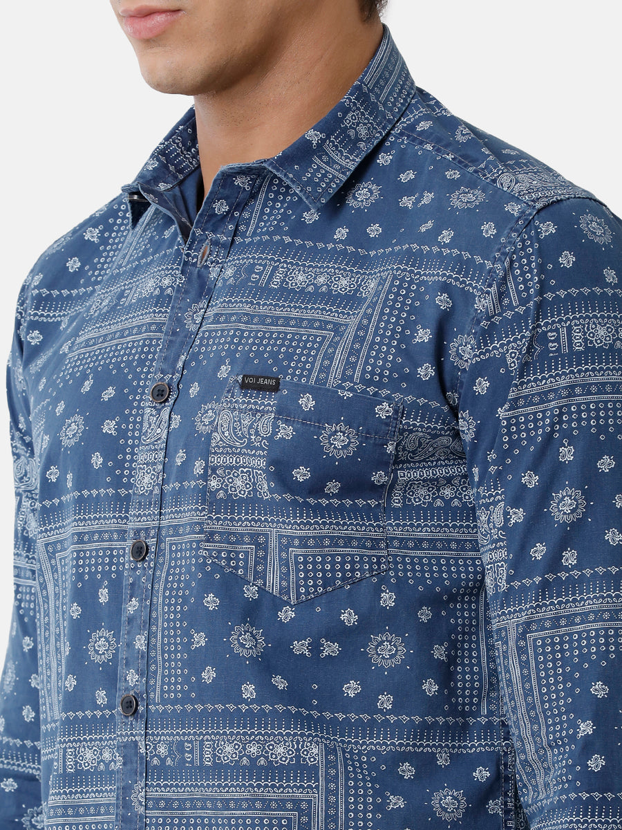 Men Printed Slim Fit Casual Shirt