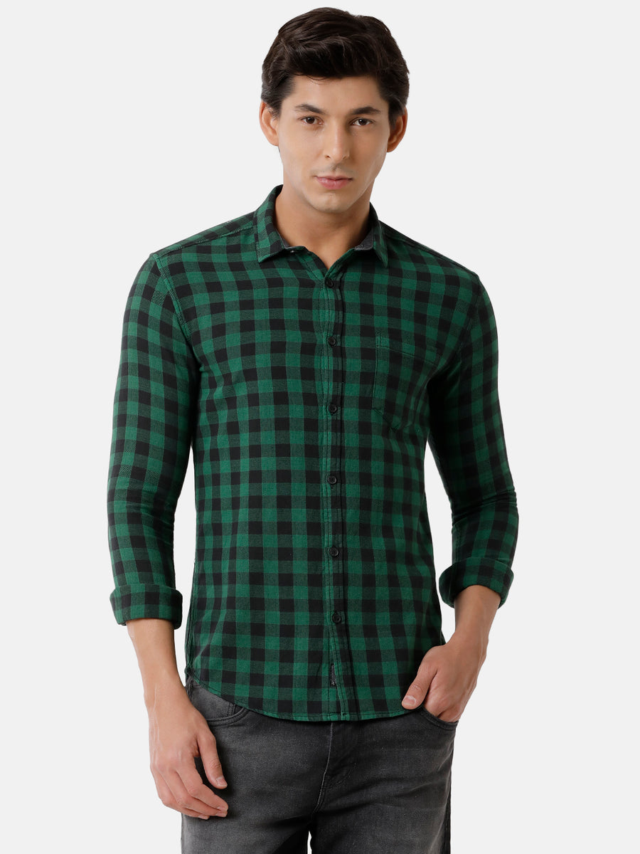 Men Checked Slim Fit Casual Shirt
