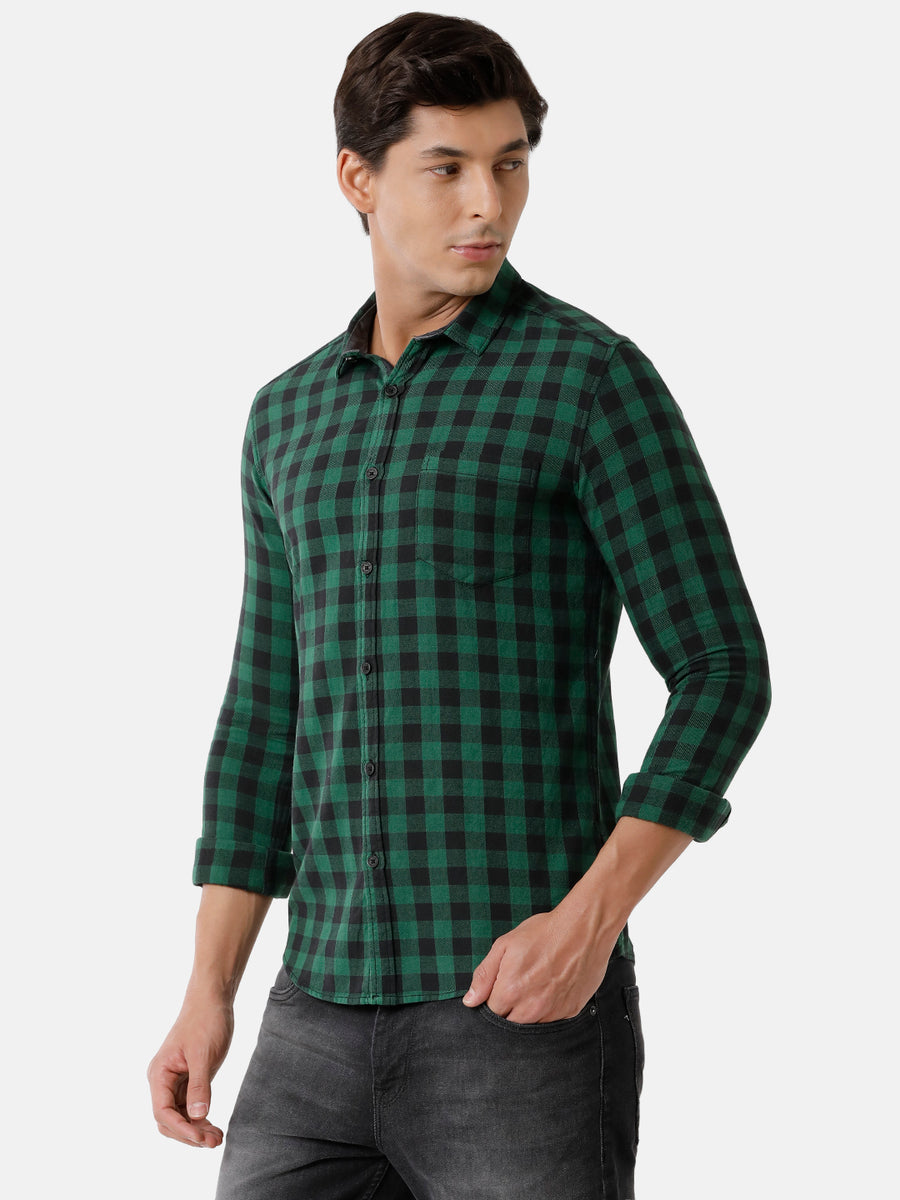 Men Checked Slim Fit Casual Shirt