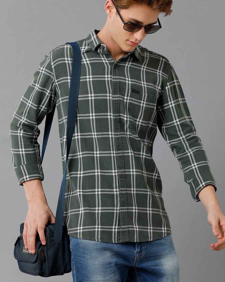 VOI Jeans Men's Green Checked Slim Fit Shirt