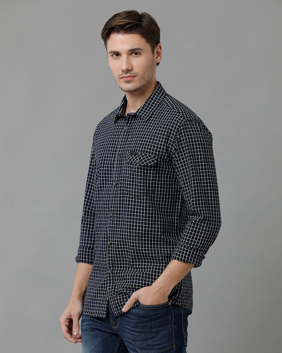 Men Checked Slim Fit Casual Shirt