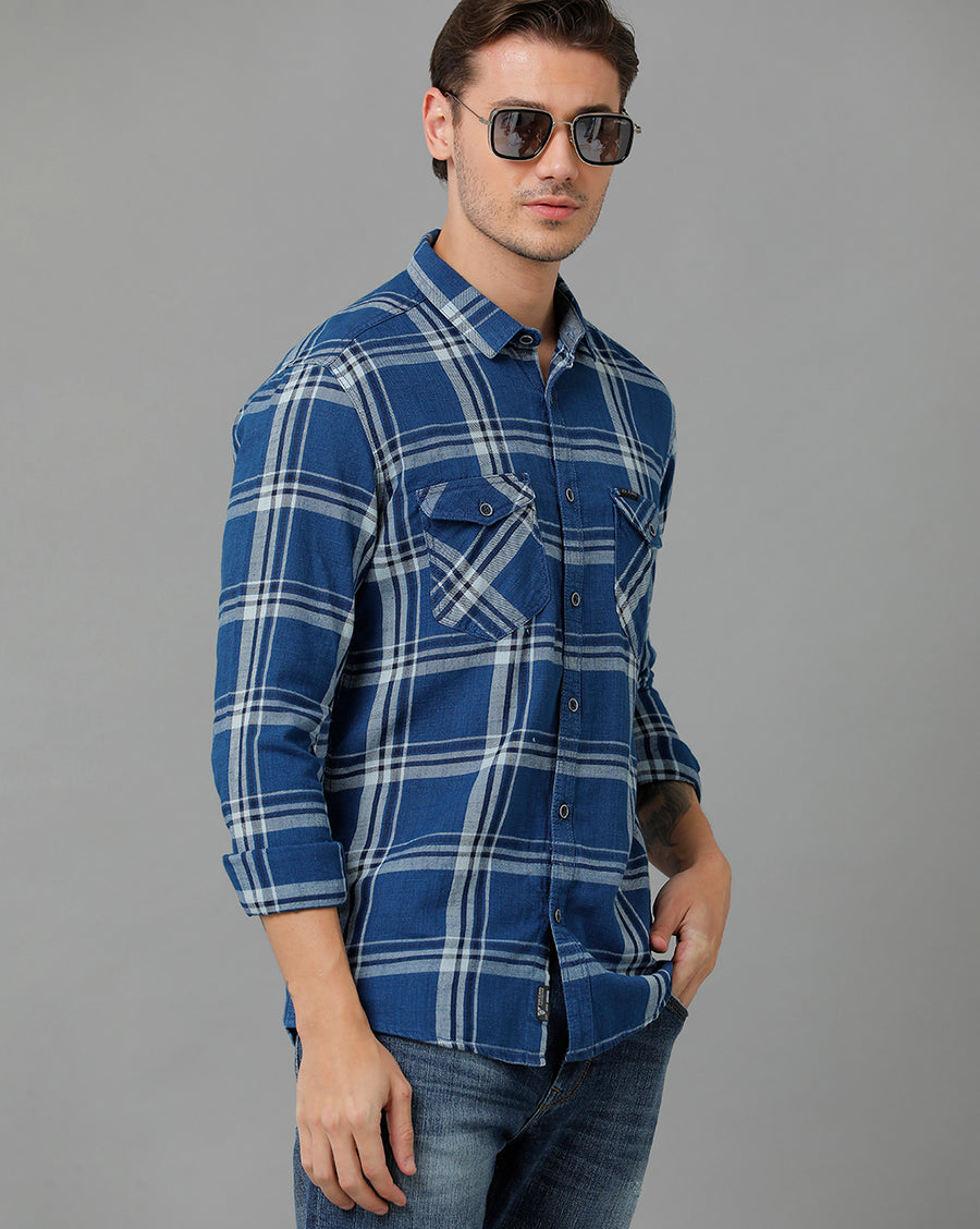 Men Checked Slim Fit Casual Shirt