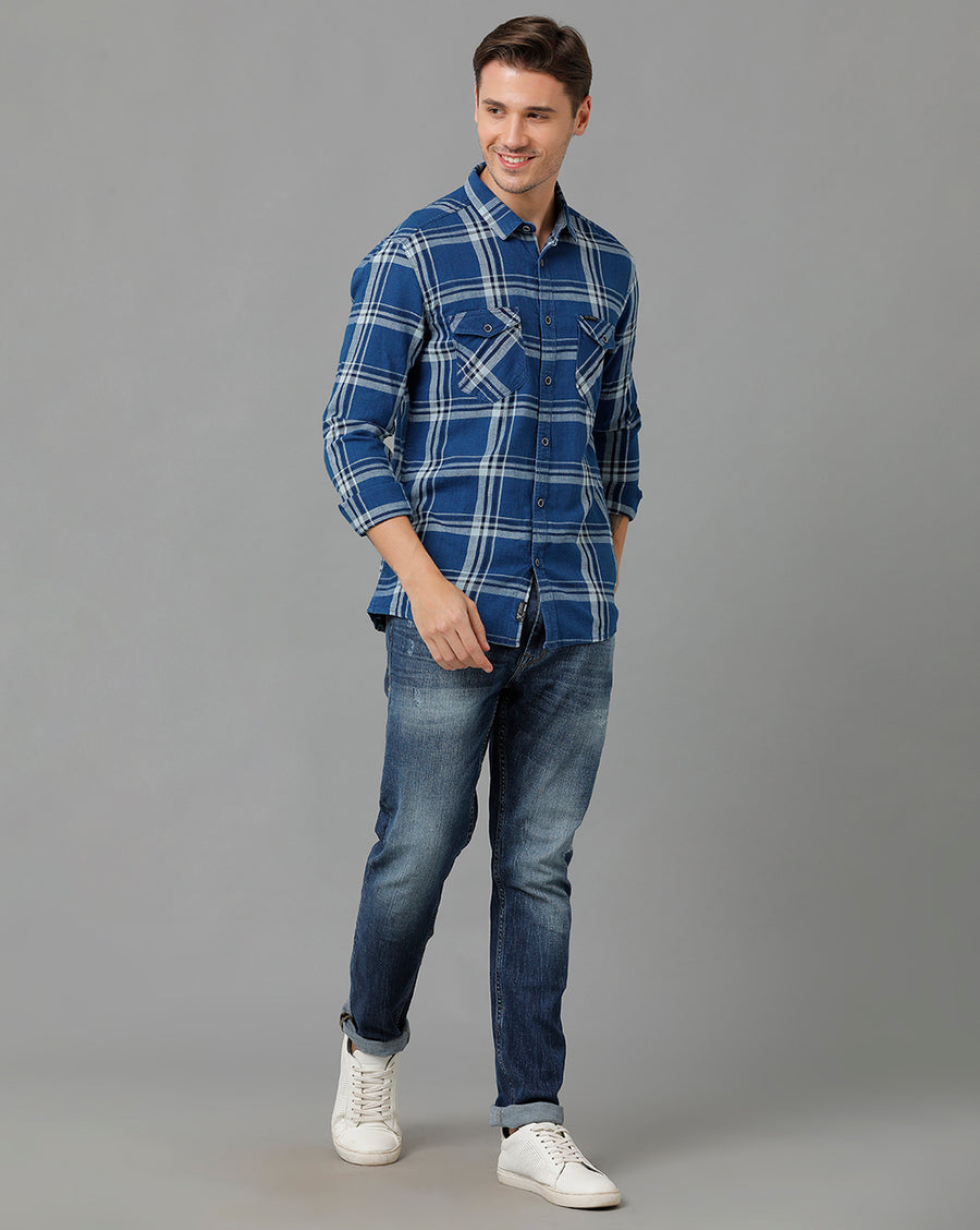 Men Checked Slim Fit Casual Shirt