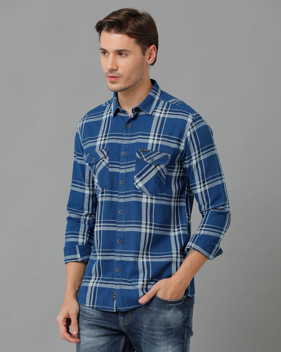 Men Checked Slim Fit Casual Shirt