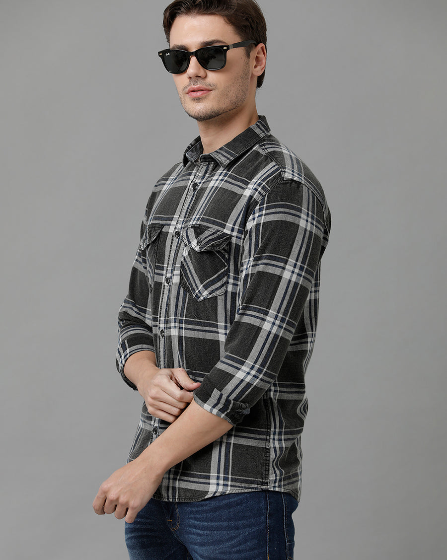 Men Checked Slim Fit Casual Shirt