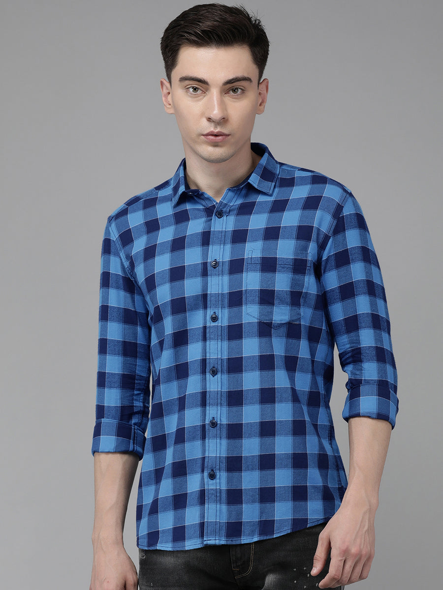 Men Checked Slim Fit Casual Shirt