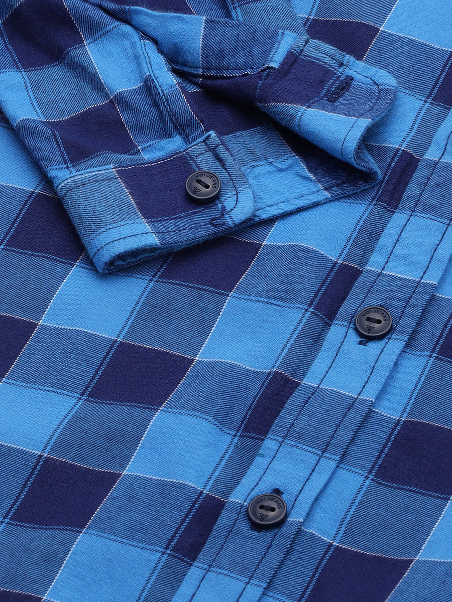 Men Checked Slim Fit Casual Shirt