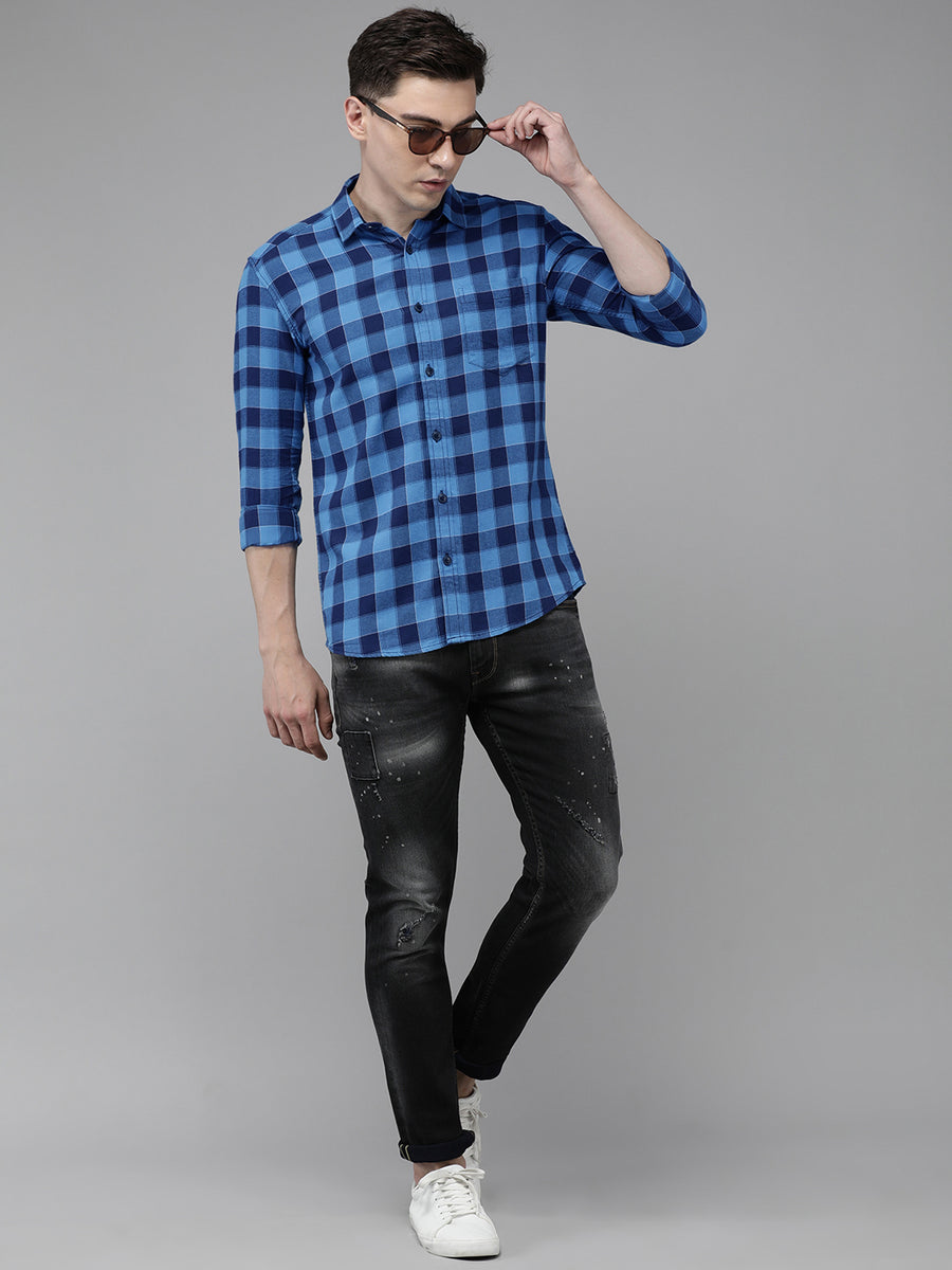 Men Checked Slim Fit Casual Shirt