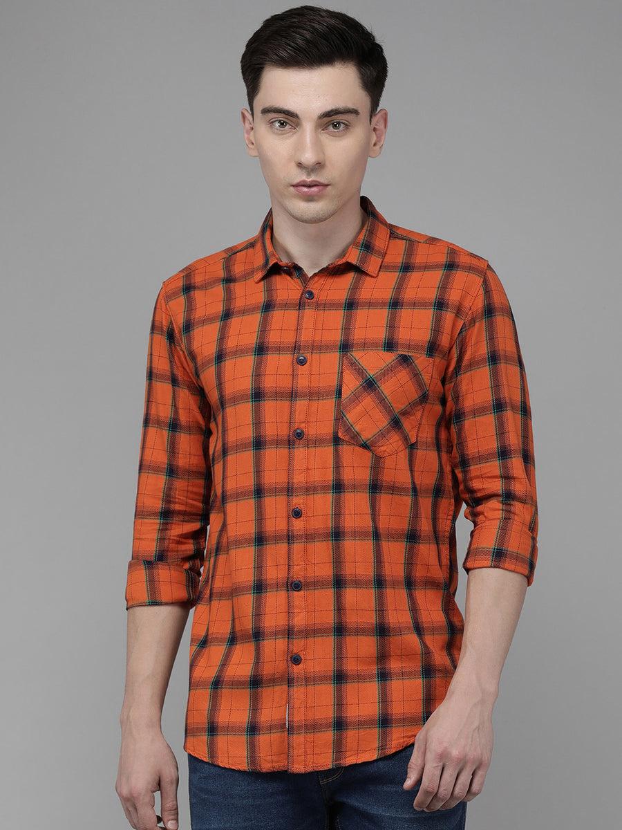 Men Checked Slim Fit Casual Shirt