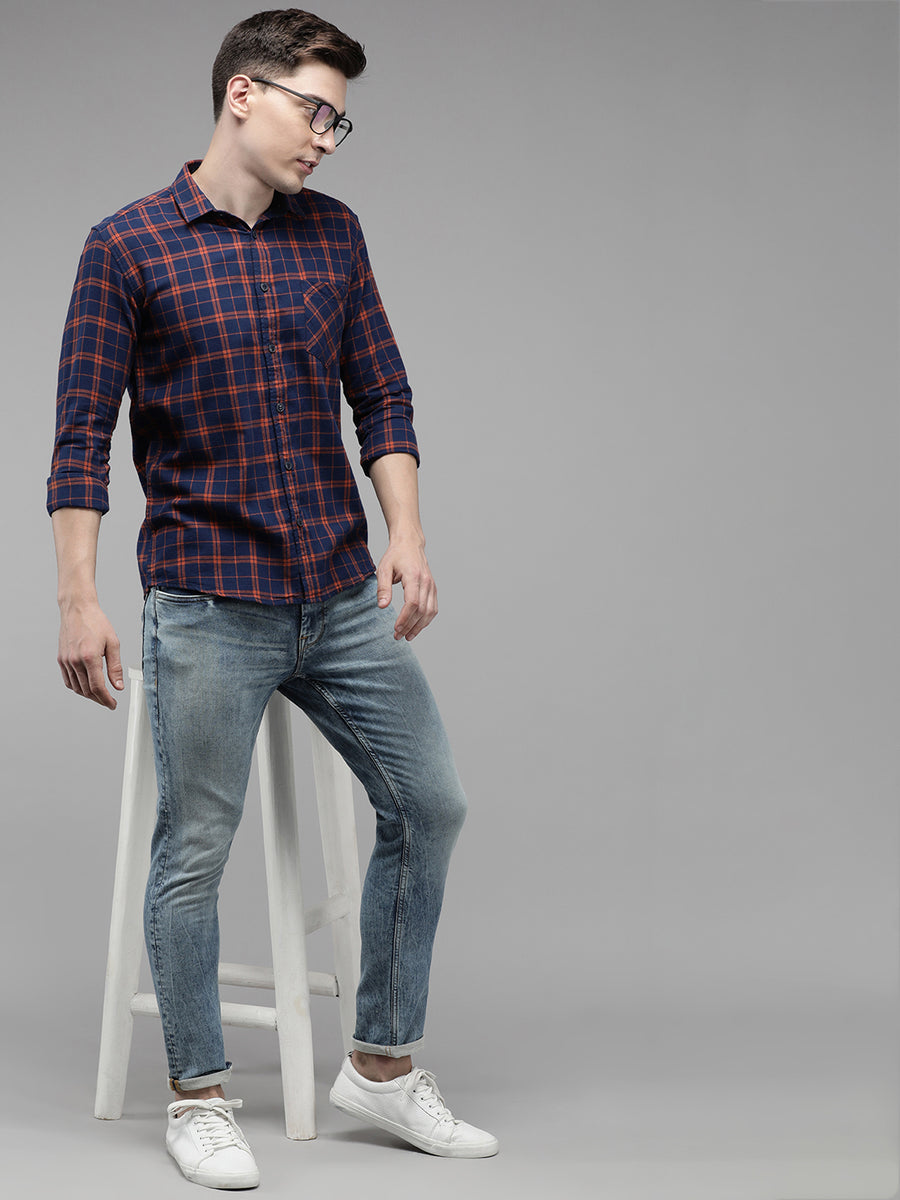 Men Checked Slim Fit Casual Shirt
