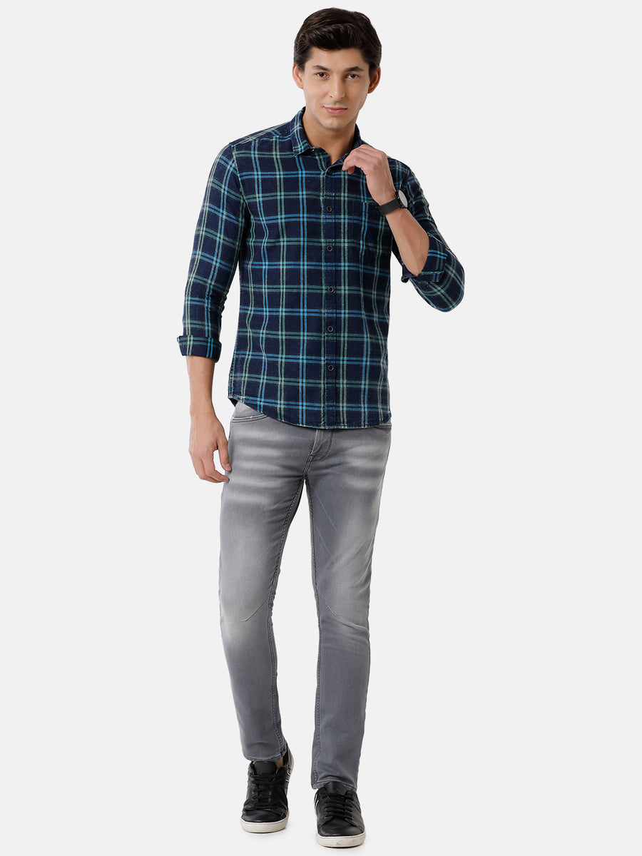 Men Checked Slim Fit Casual Shirt