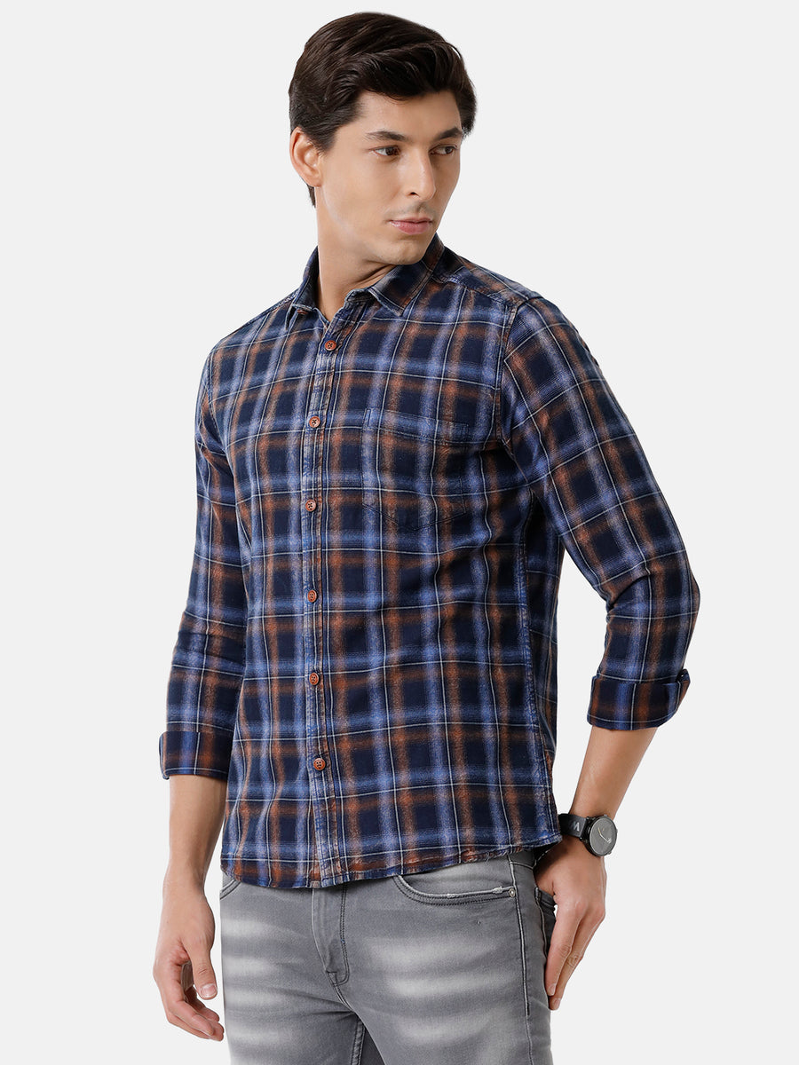 Men Checked Slim Fit Casual Shirt