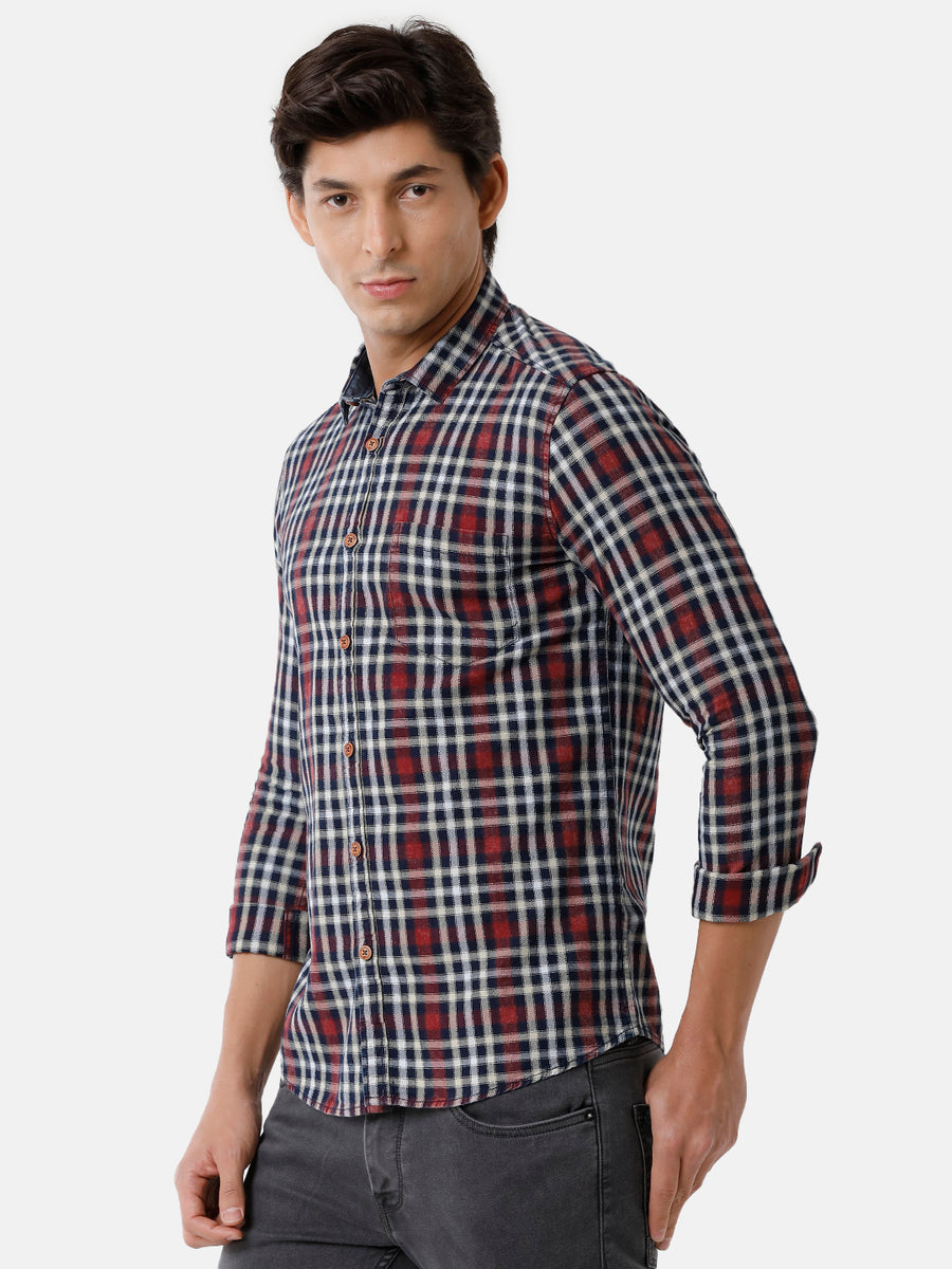 Men Checked Slim Fit Casual Shirt