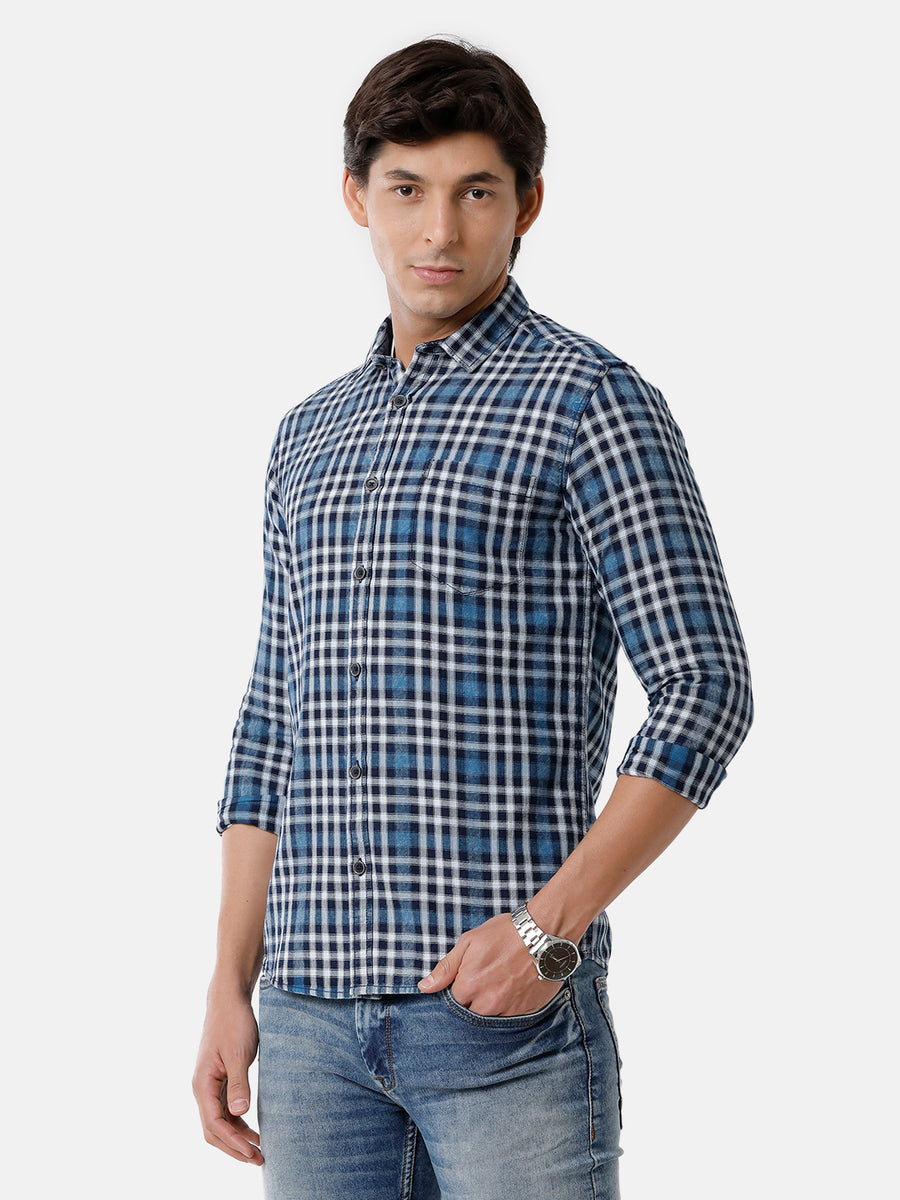 Men Checked Slim Fit Casual Shirt