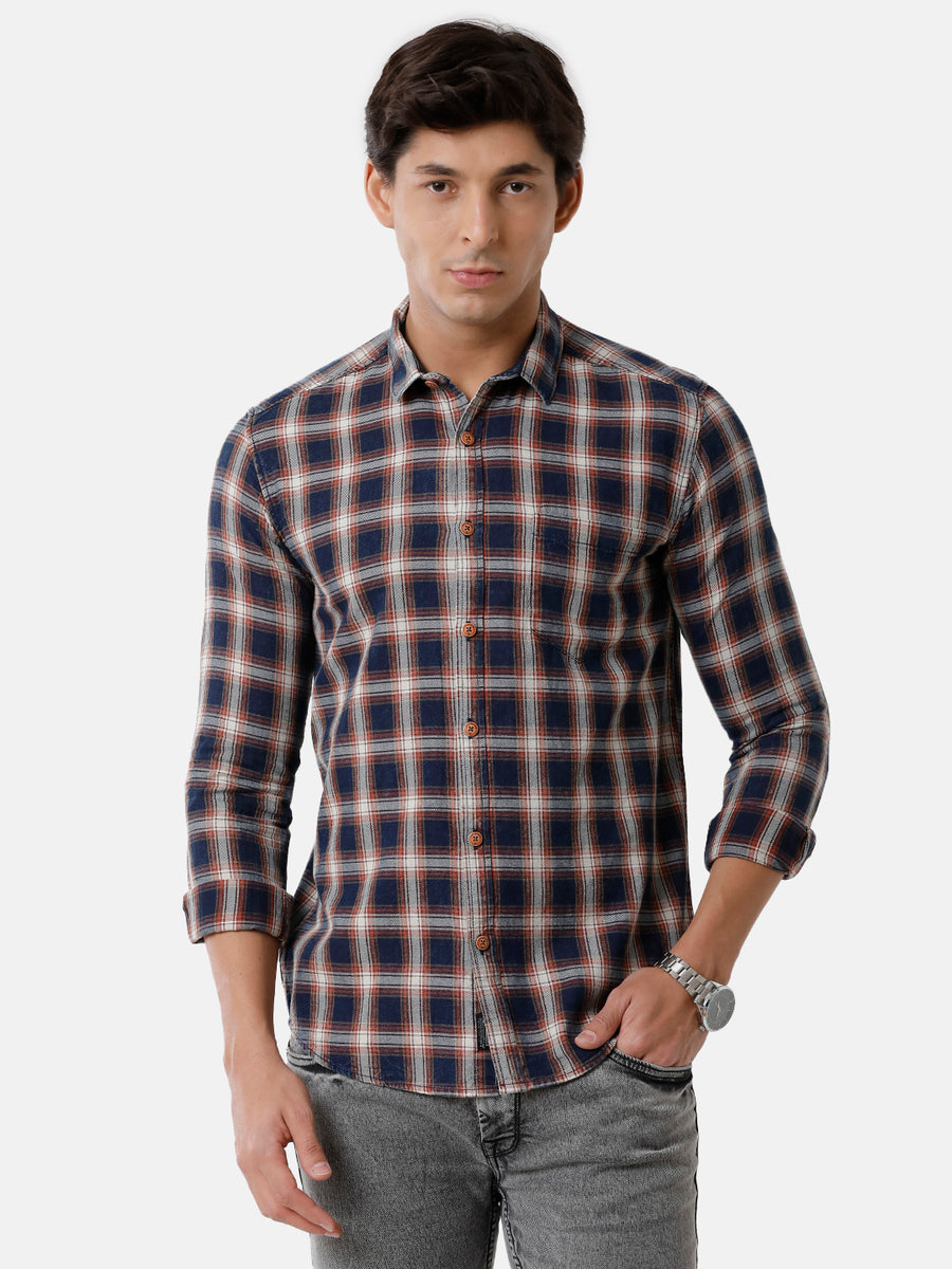 Men Checked Slim Fit Casual Shirt